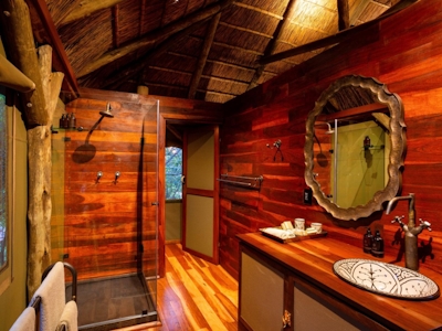 Lalibela Game Reserve Tree Tops Bathroom