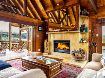 The Log Cabin Lodge Lounge