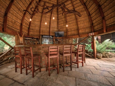 Serenity Mountain and Forest Lodge Bar