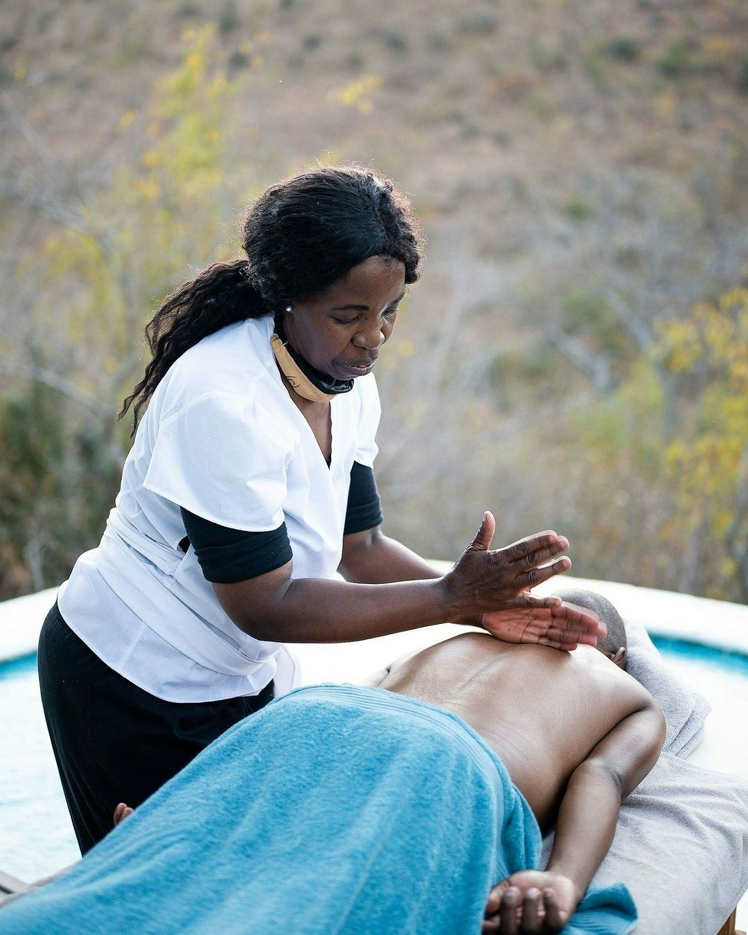 Clifftop Exclusive Safari Hideaway Massage