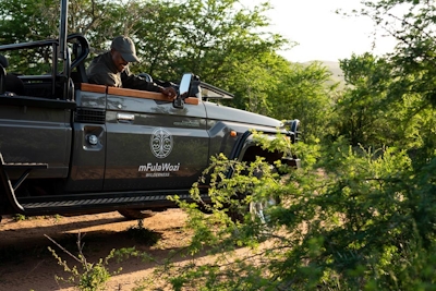 mFulaWozi Wilderness Biyela Lodge Safari Vehicle