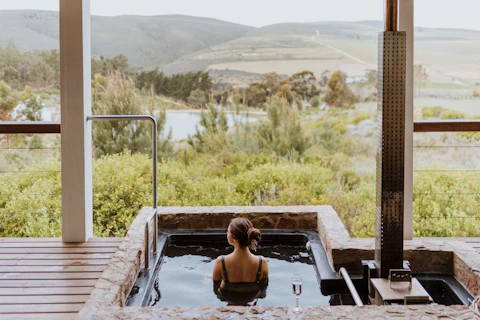 Blue Crane Farm Lodge Hot Tub