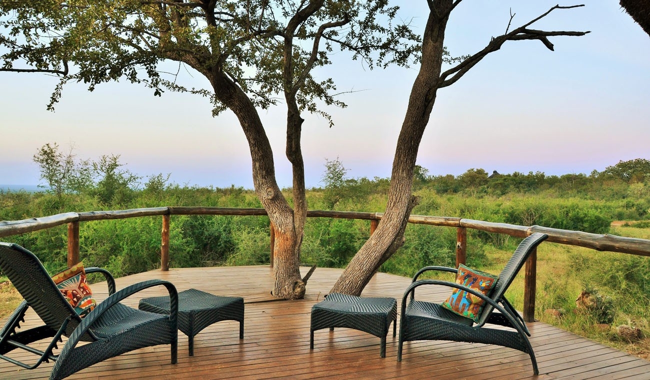 Motswiri Private Safari Lodge Deck