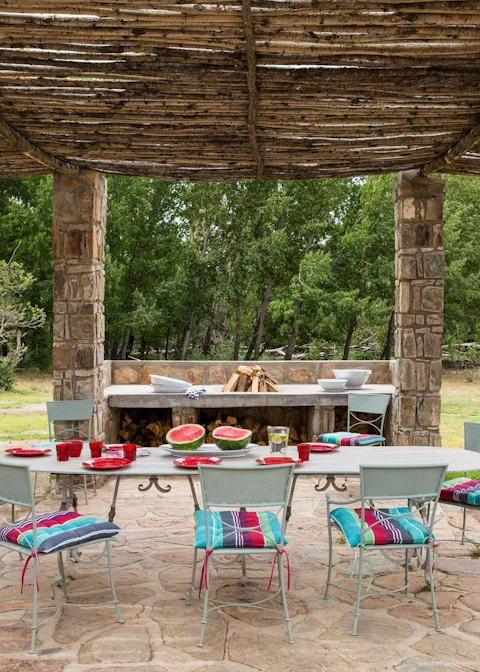 Poplars Farmhouse Patio