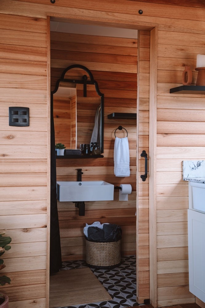 Solace Eco Cabins Cederberg Bathroom