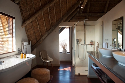 Tutwa Desert Lodge Bathroom