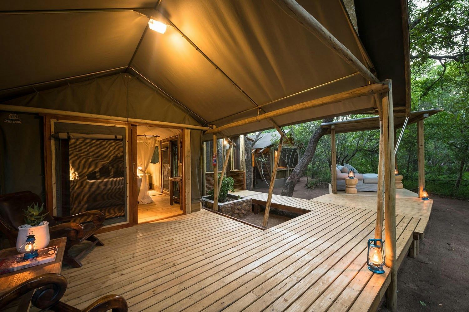 Bundox Safari Lodge Deck