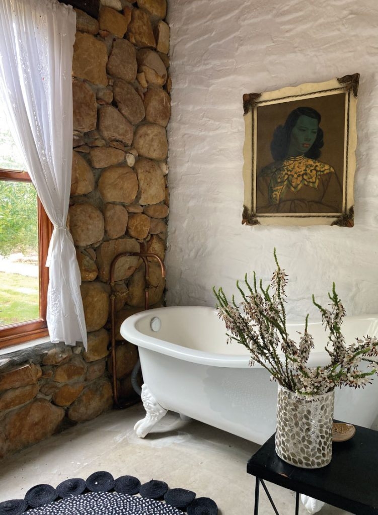 GlenDonald Orchard Cottage Bathroom