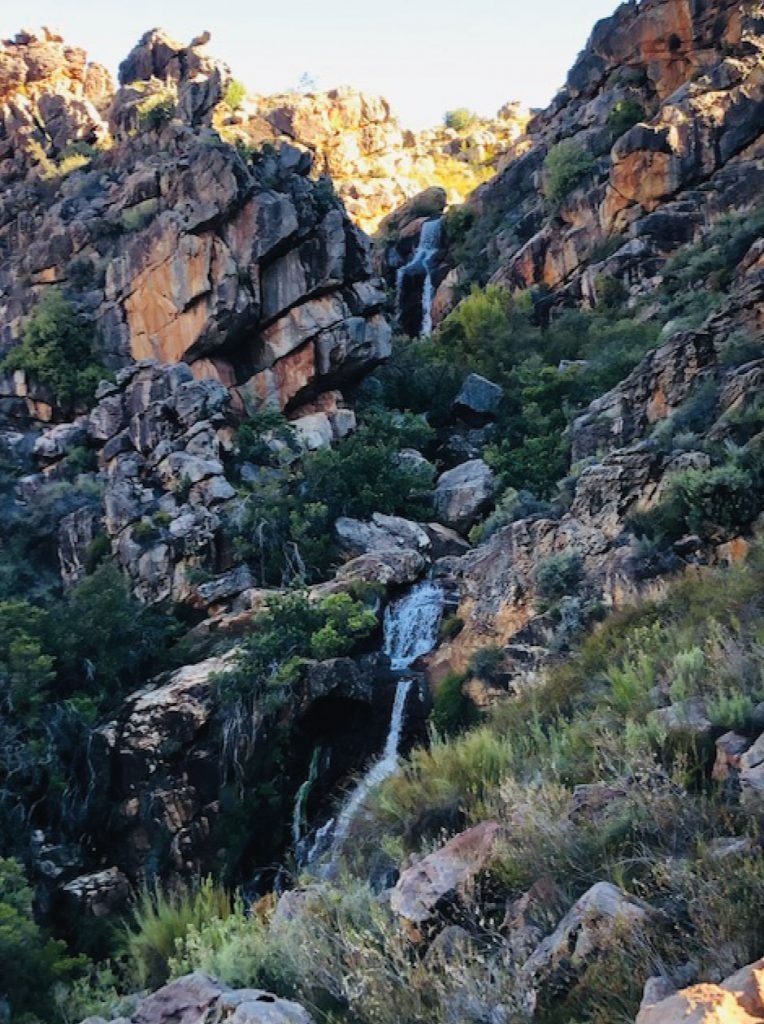 GlenDonald Orchard Cottage Waterfalls