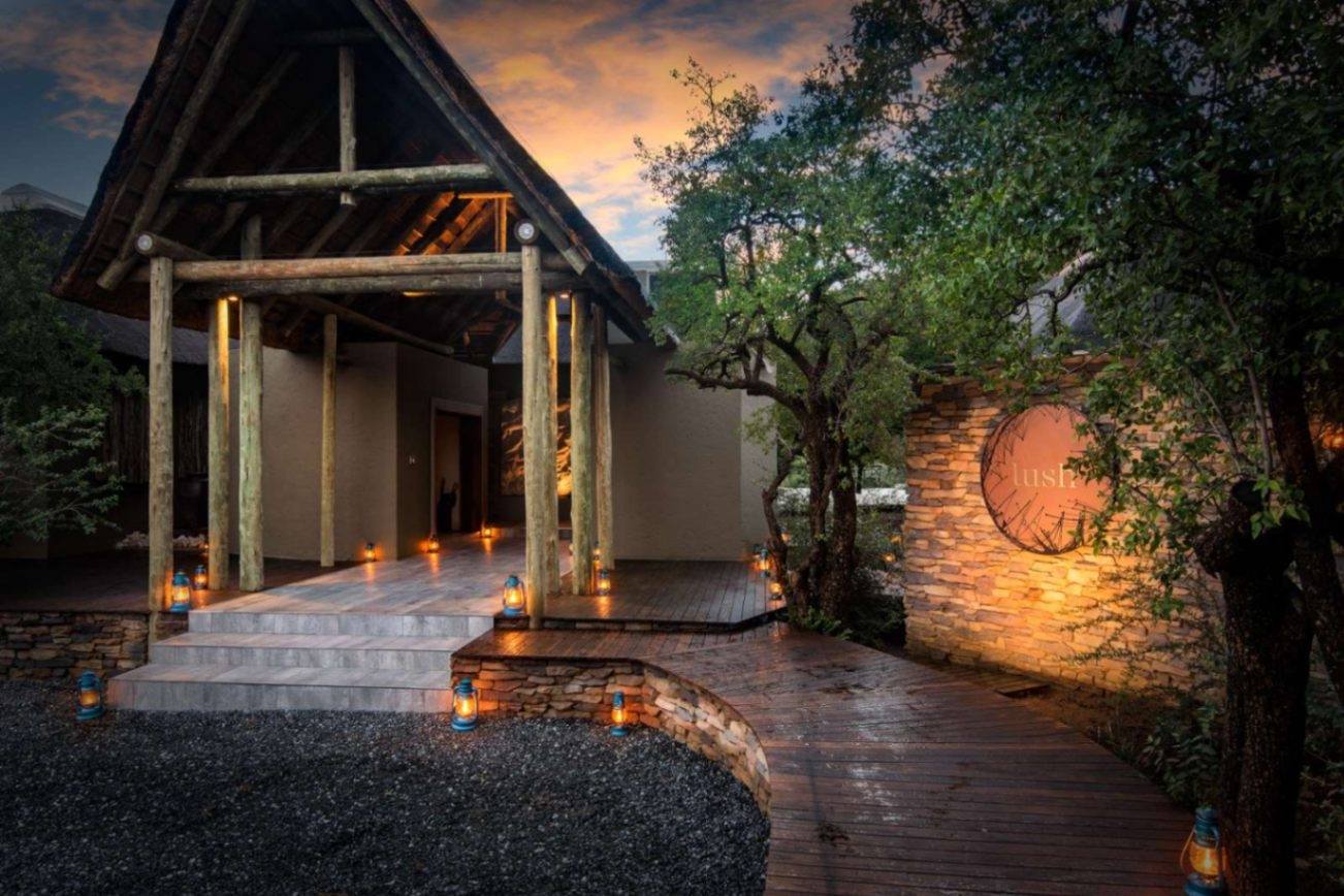 Lush Private Game Lodge Entrance